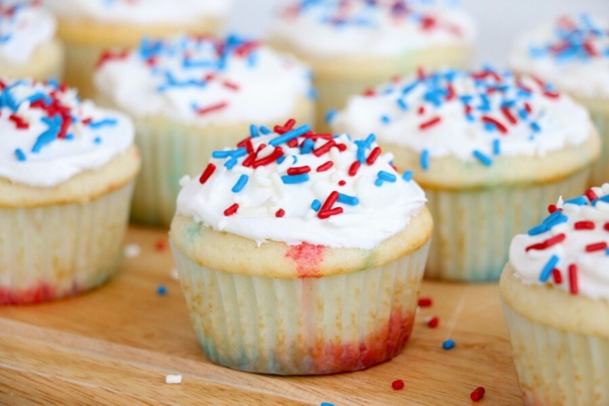 Patriotic Poke Cupcakes