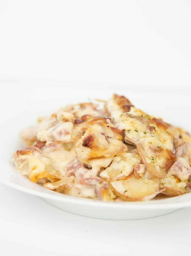 Creamy Scalloped Potatoes with Ham
