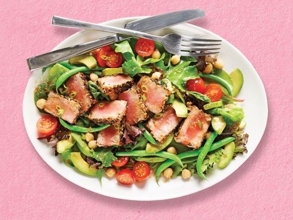 Ahi Tuna Salad With Sesame Ginger Dressing