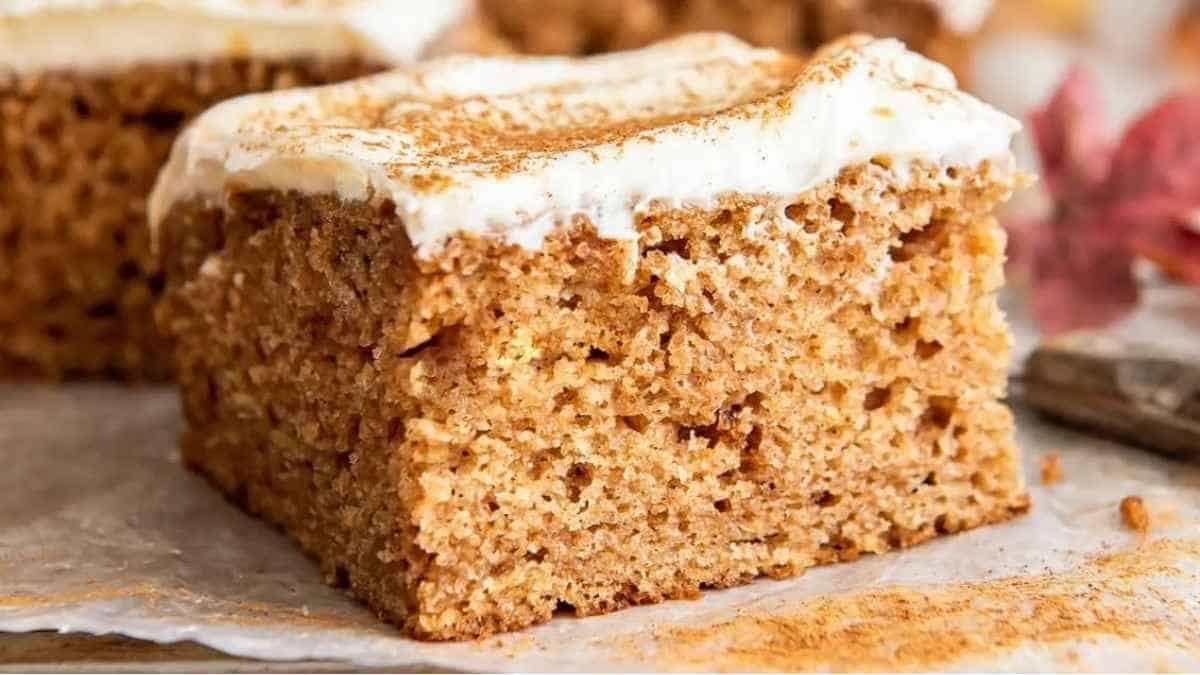 Old Fashioned Applesauce Spice Cake