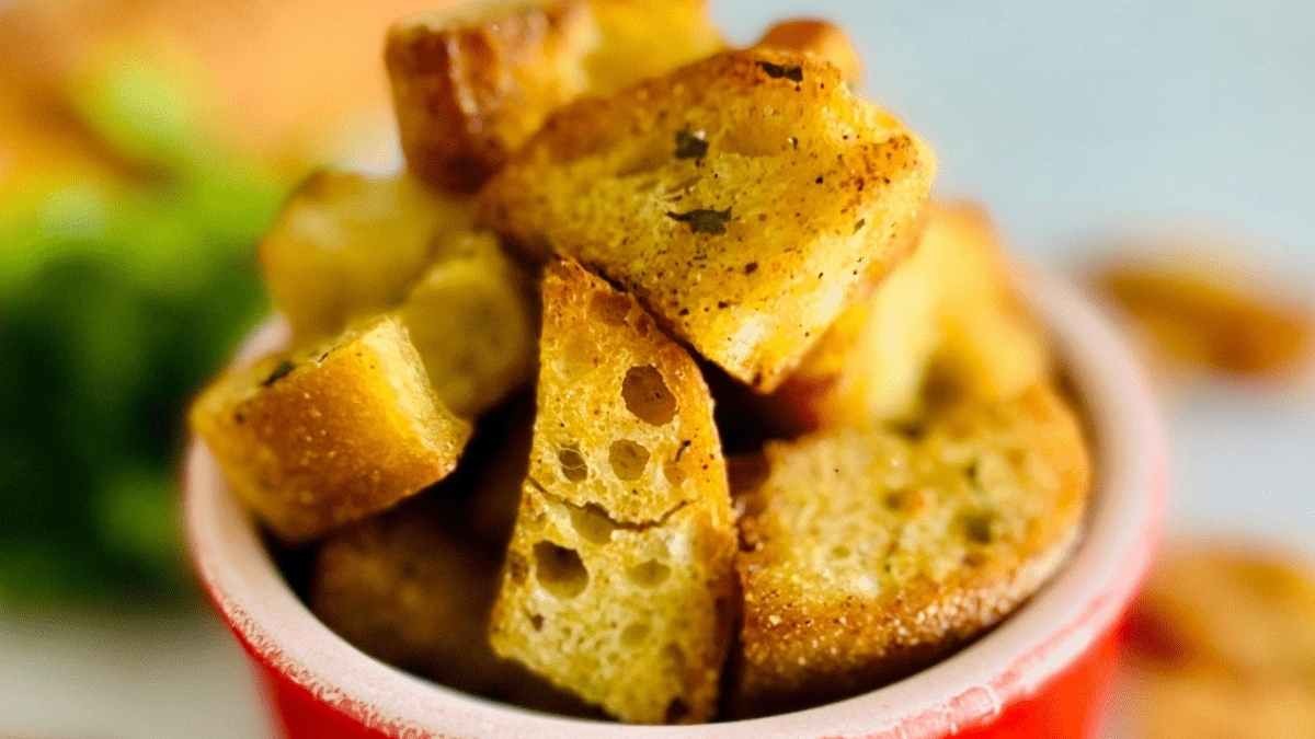 Air Fryer Homemade Croutons