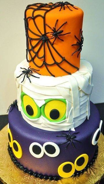 Halloween Cake 1. Spooky Mummy Cake