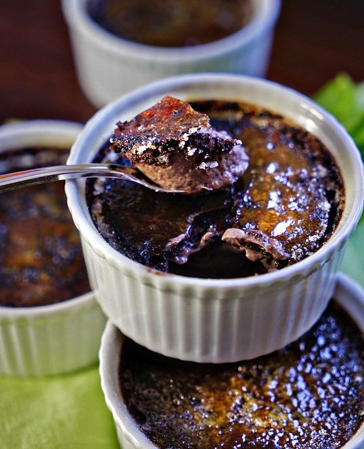 Cranberry Creme Brulee Recipe with Amaretto