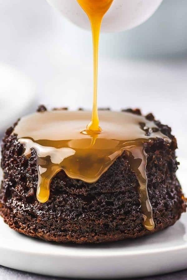 STICKY TOFFEE PUDDING