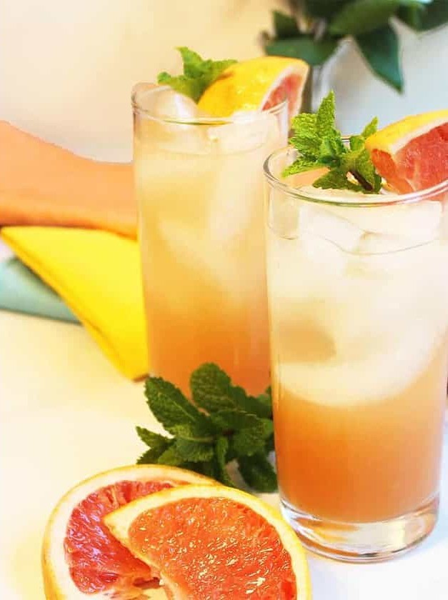 Sparkling Pink Greyhound Cocktail