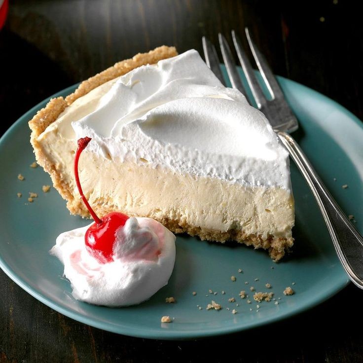 Chocolate Cream Pie With A Graham Cracker Crust
