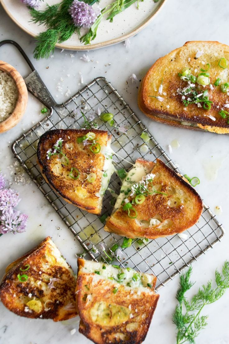 Macaroni and Fontina Cheese