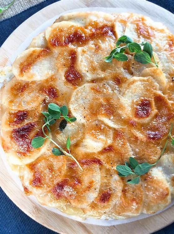 Scalloped Potatoes with Ham and Provolone Cheese