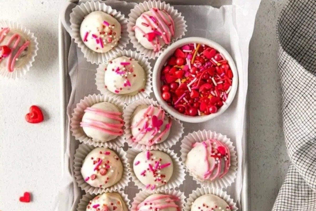 Red Velvet Cake Balls