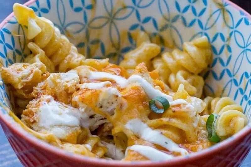 Buffalo Chicken Mac And Cheese
