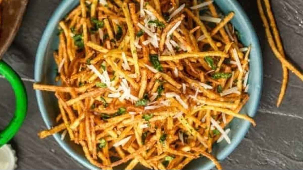 Shoestring Fries (Julienne Fries)