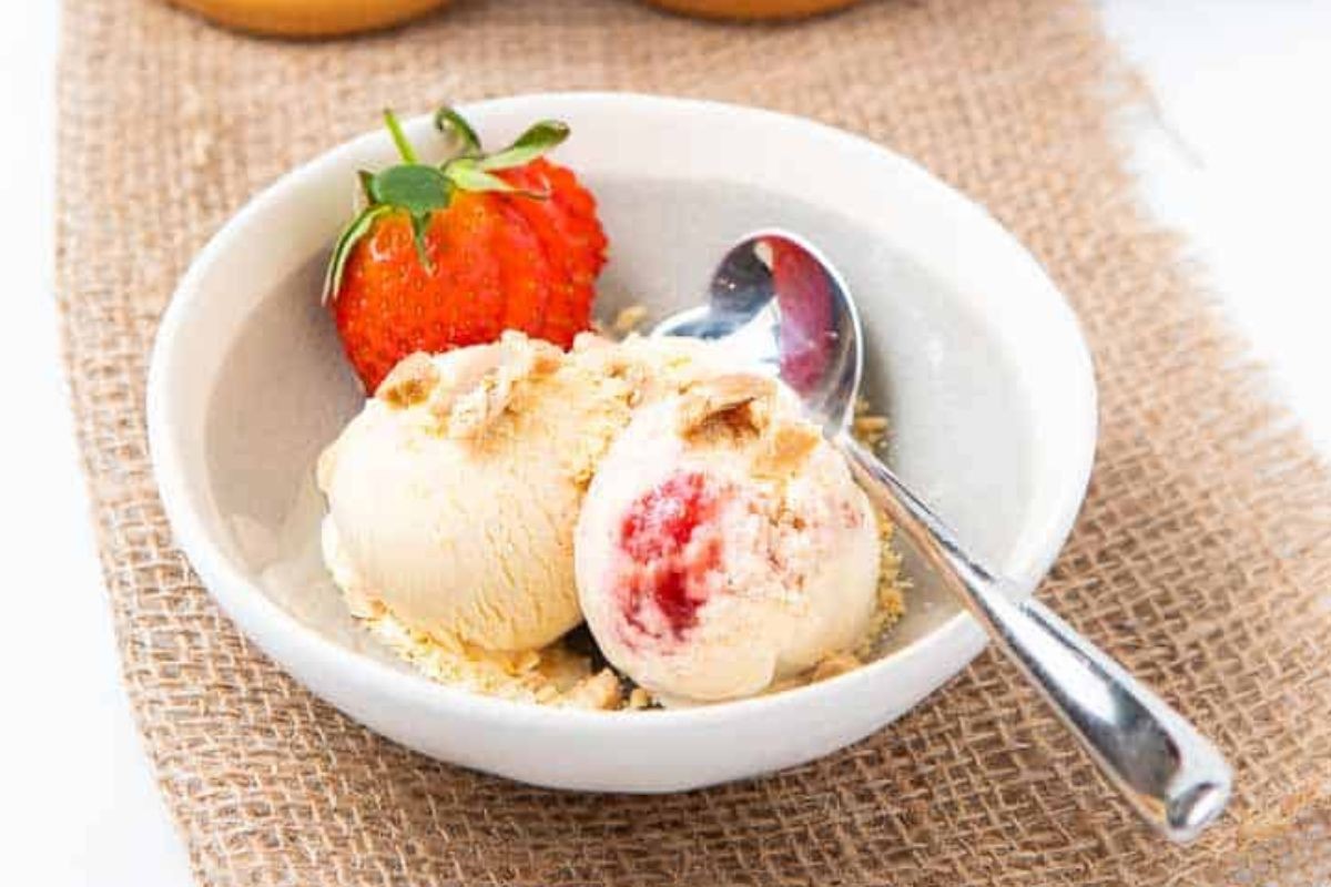Peanut Butter And Jelly Ice Cream