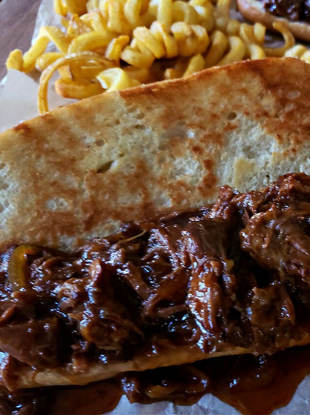 Easy Crock Pot BBQ Beef Sandwiches