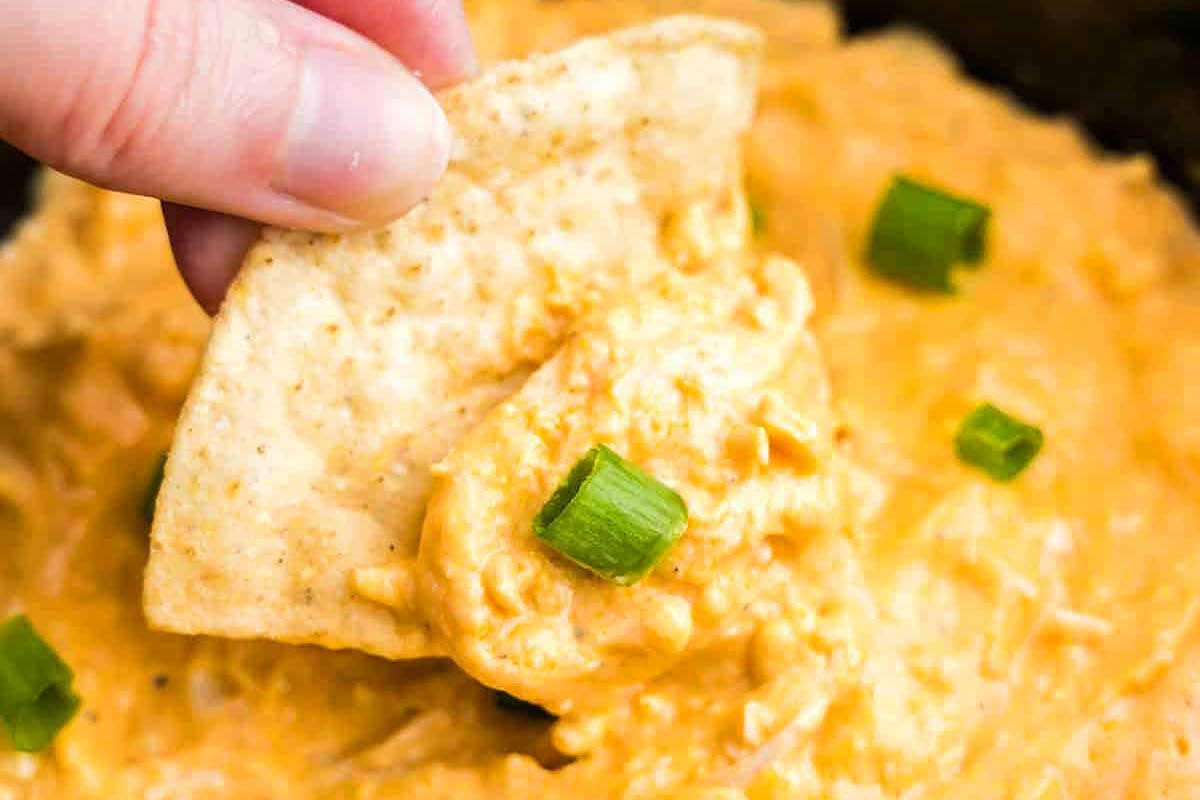 Buffalo Chicken Dip (Crock Pot Or Oven)