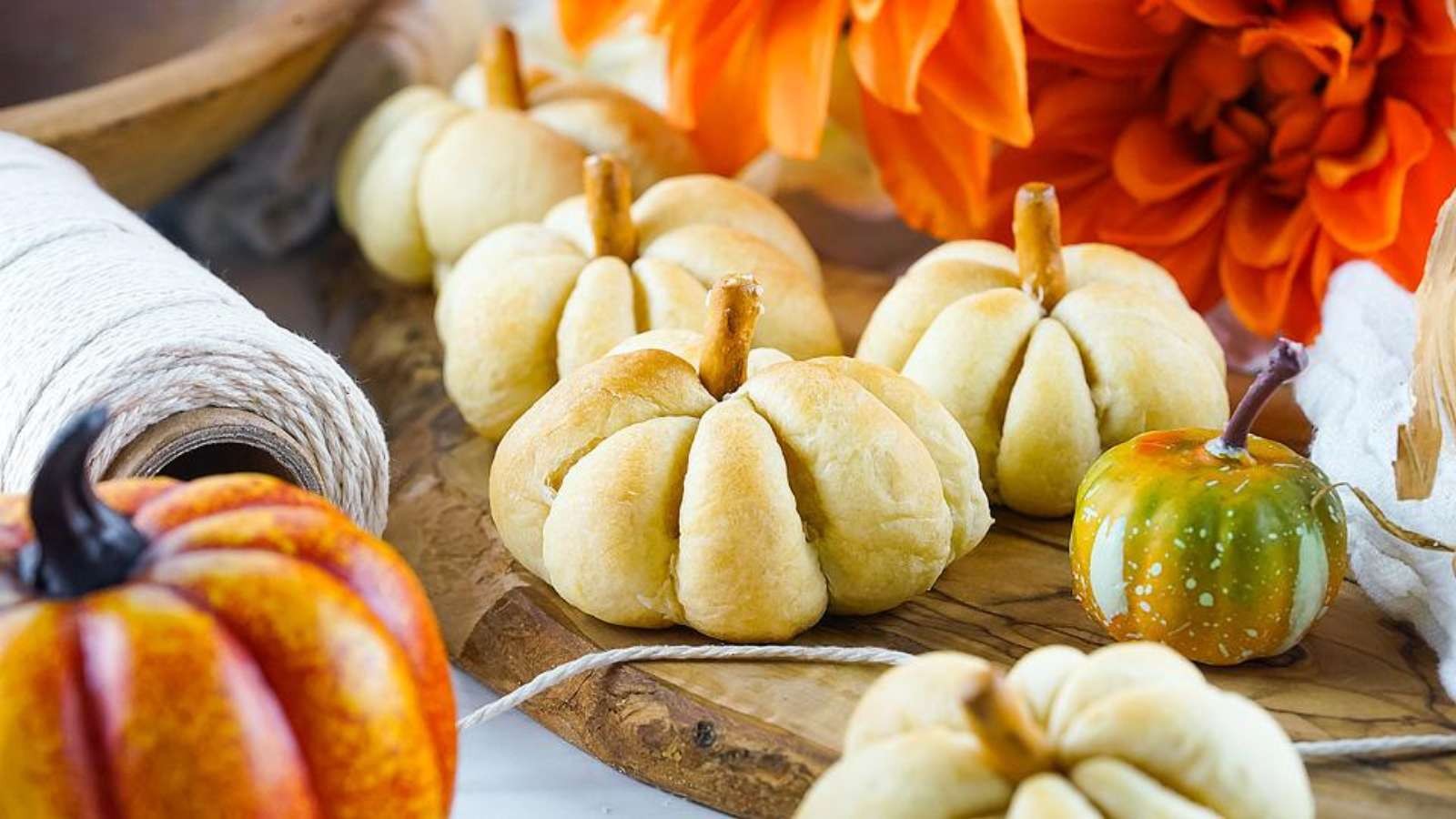 Cheese Stuffed Pumpkin Shaped Bites