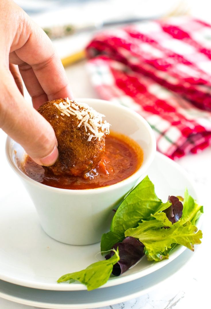 Mom’s Baked Ricotta Dip