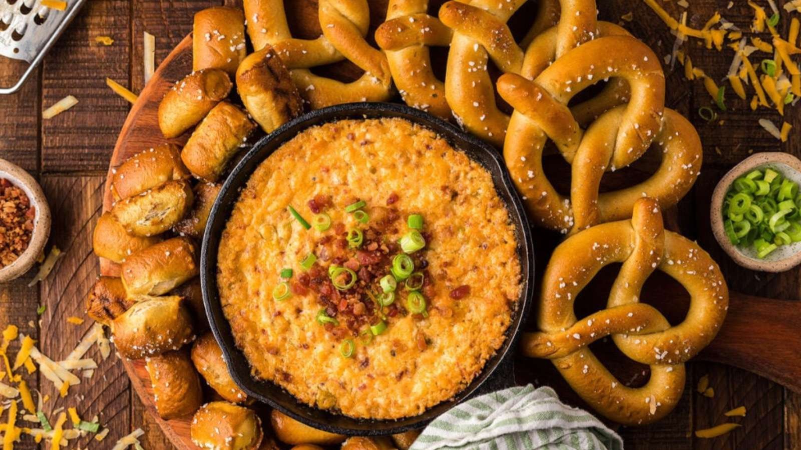 Smoked Gouda Bacon Cheddar Cheese Dip For Pretzels