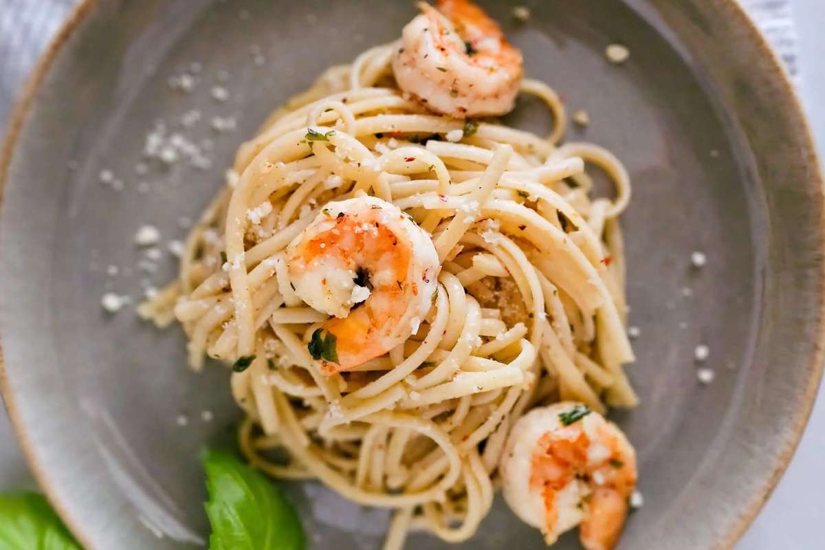 One Pot Basil Shrimp Pasta