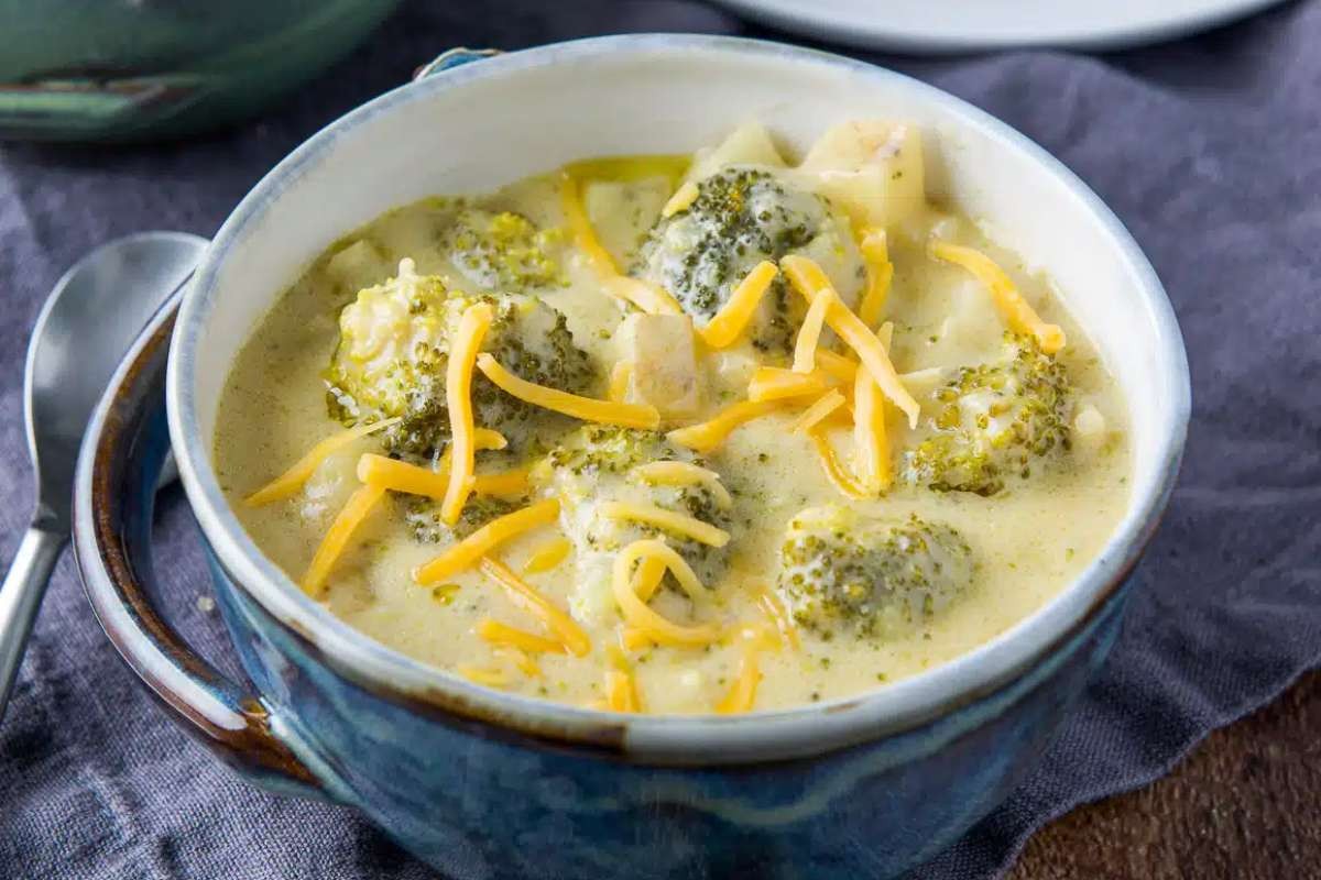 Cream Of Broccoli And Cheddar Soup