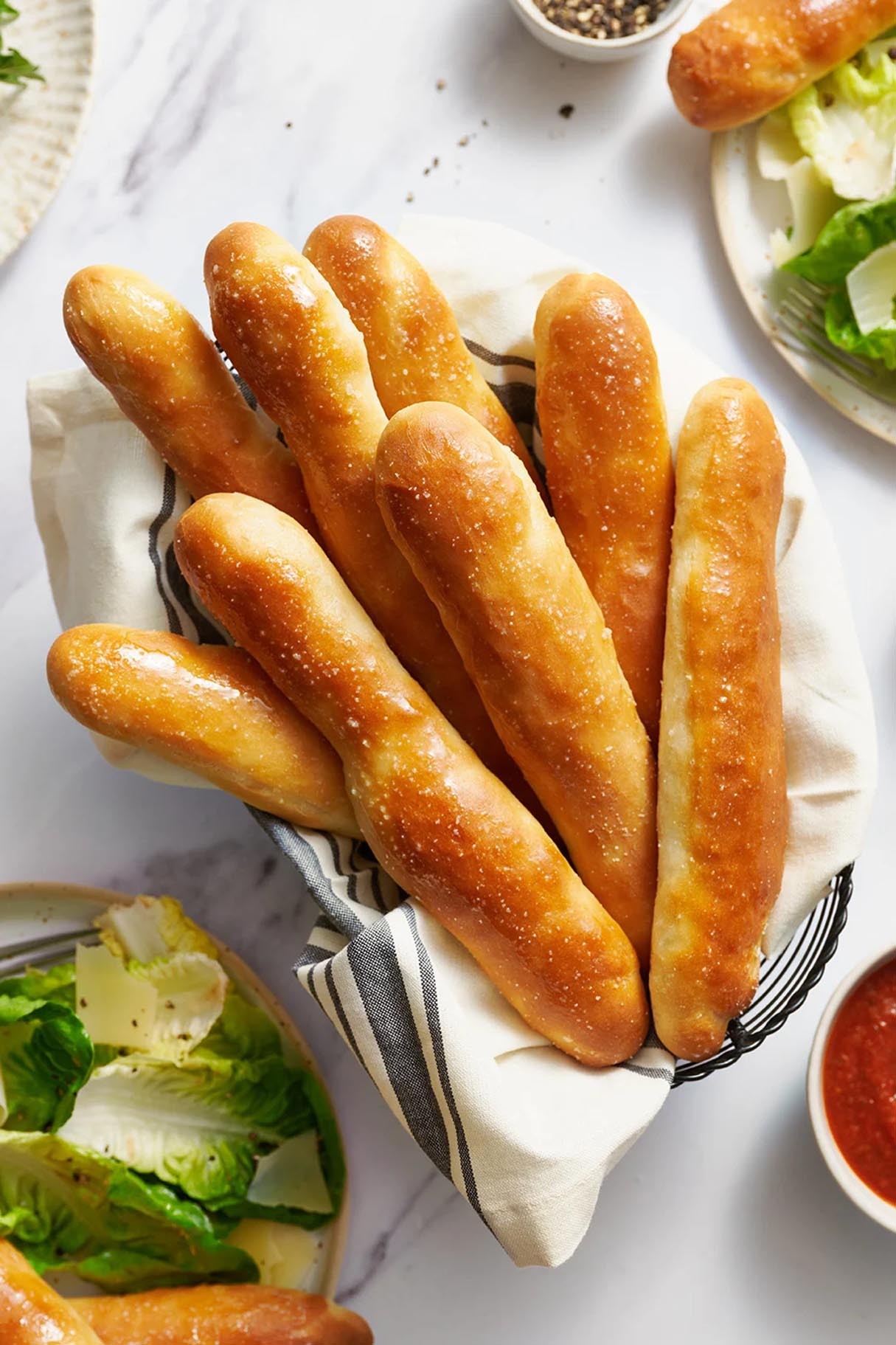 Copycat Olive Garden Breadsticks to Serve with Lasagna
