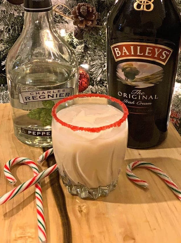Peppermint White Russian Cocktail