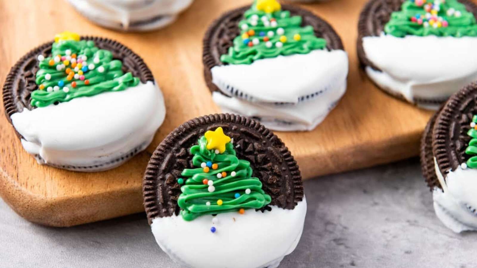 Christmas Tree Oreos
