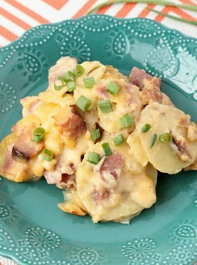 Cheesy Scalloped Potatoes & Ham