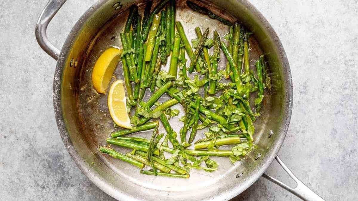 How To Cook Asparagus: 4 Easy Ways