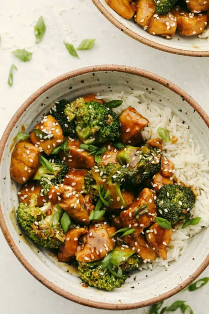 Peanut Sauce Chicken and Broccoli Bowls
