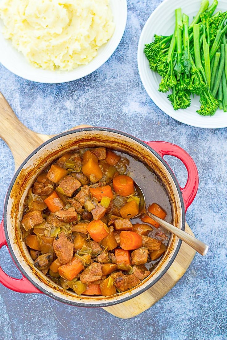 Chicken Fricassee with Apples