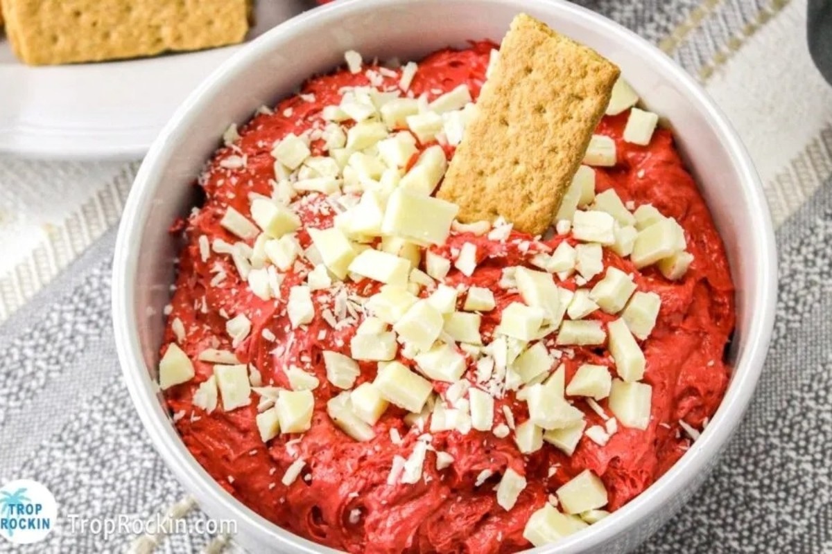 Red Velvet Dessert Dip