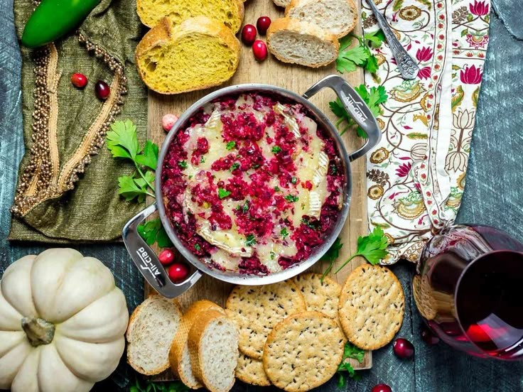 Vegan Baked Brie Dip