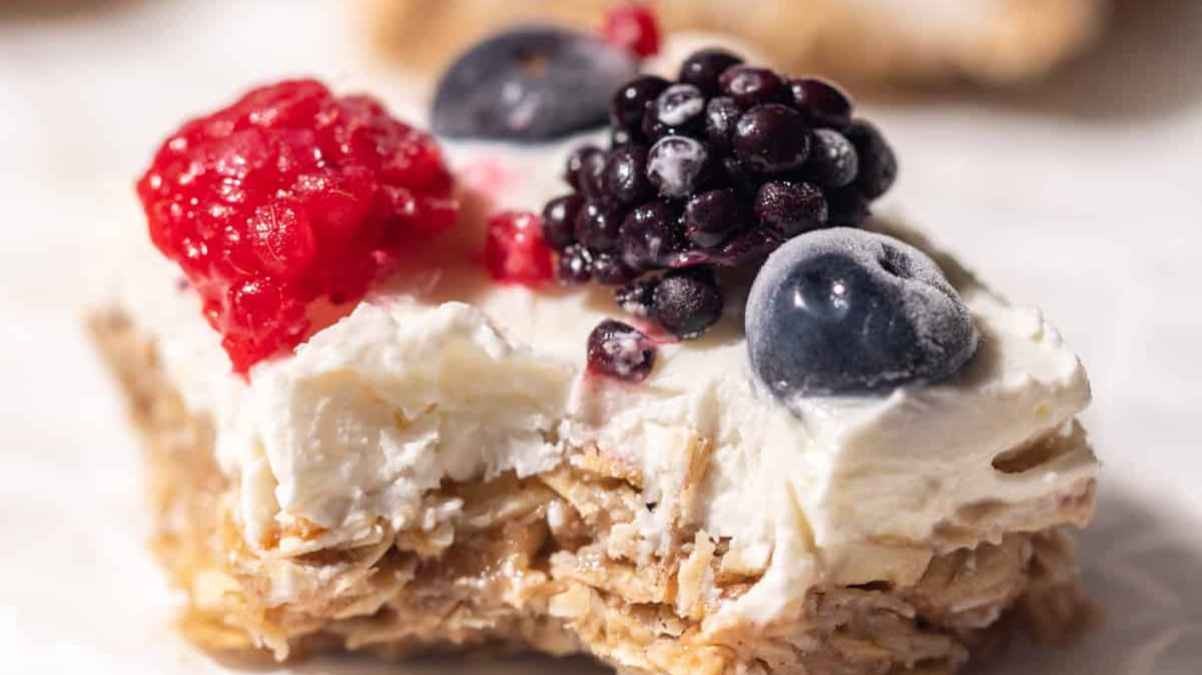 Frozen Greek Yogurt Granola Bars