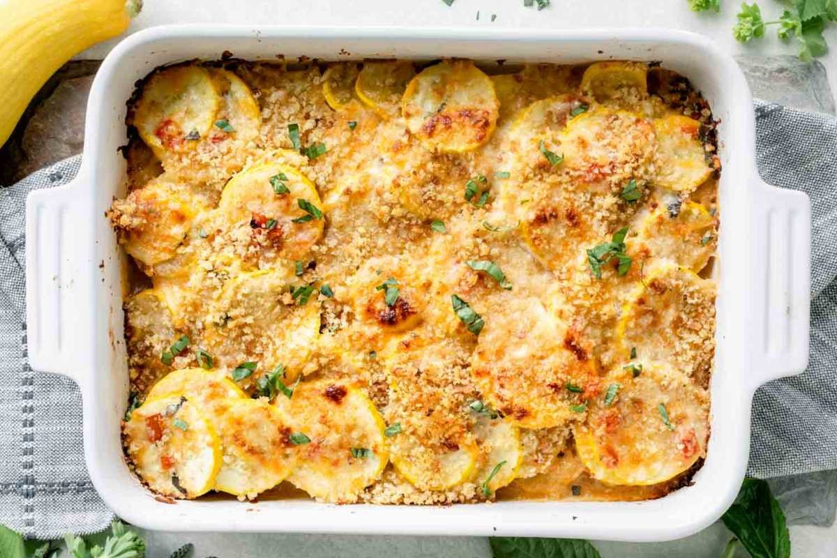 Healthy Yellow Summer Squash Casserole