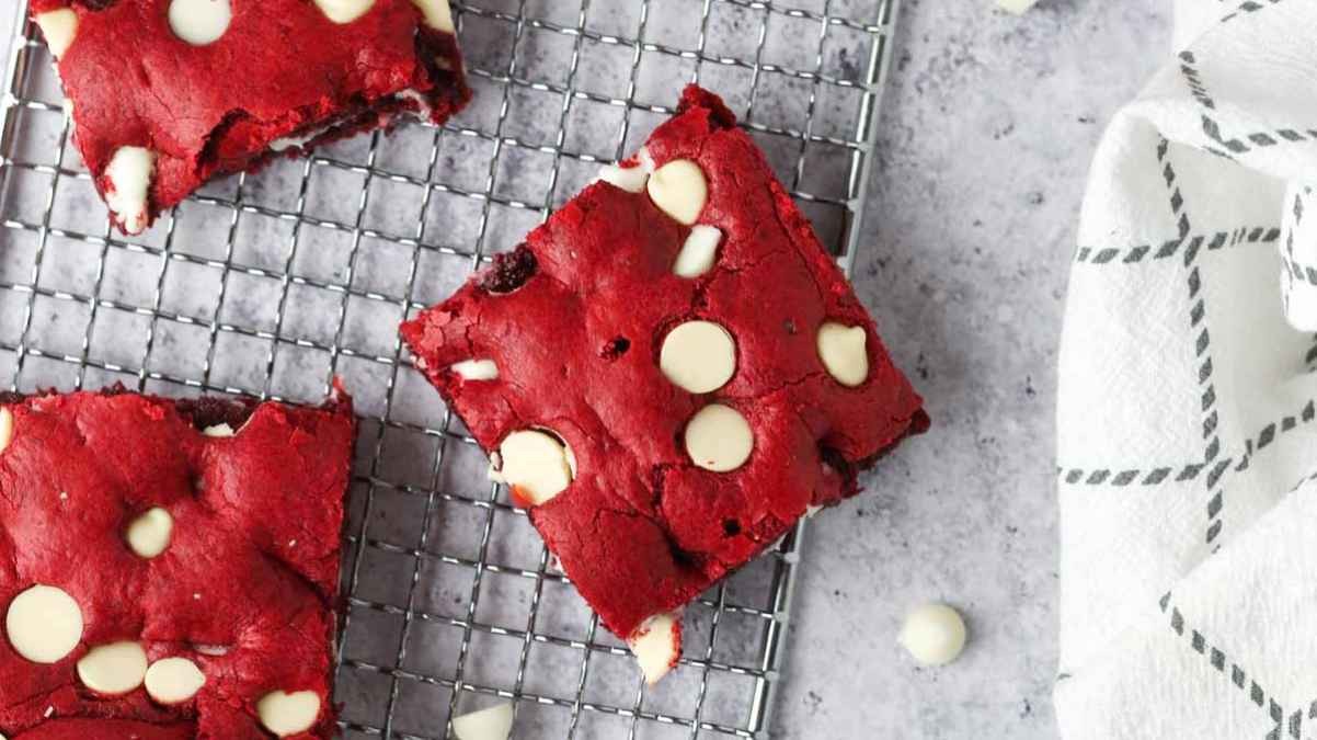 Fudgy Red Velvet Cake Mix Brownies (Easy!)
