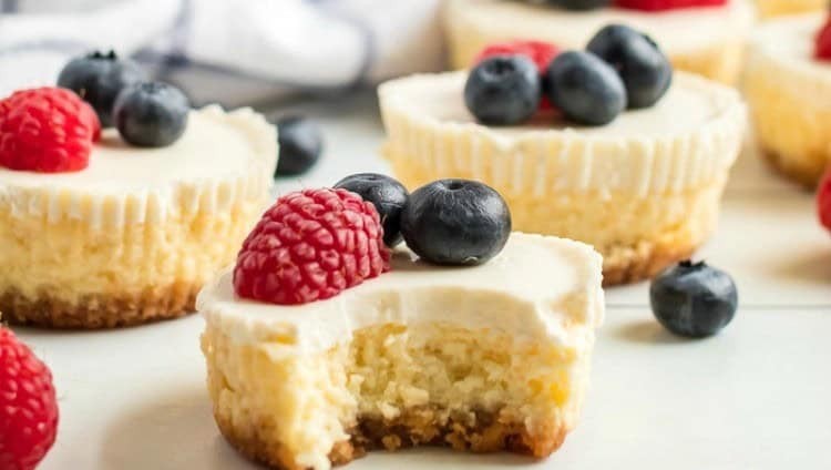 Mini Cheesecakes with Fresh Berries