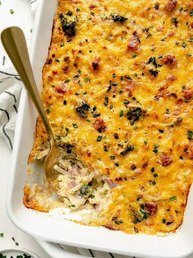 Cheesy Scalloped Potatoes with Ham and Broccoli Casserole