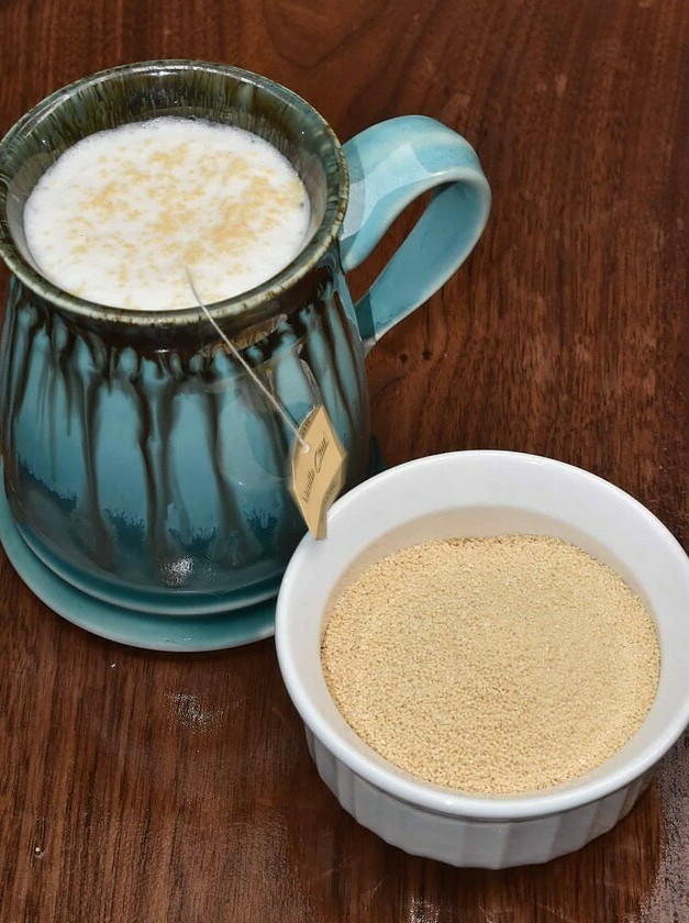 Crystallized Honey for Baking and Travel