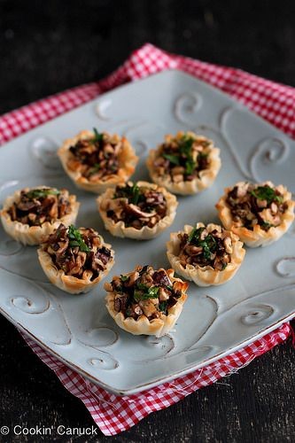 Glorious Gorgonzola Bruschetta Bites