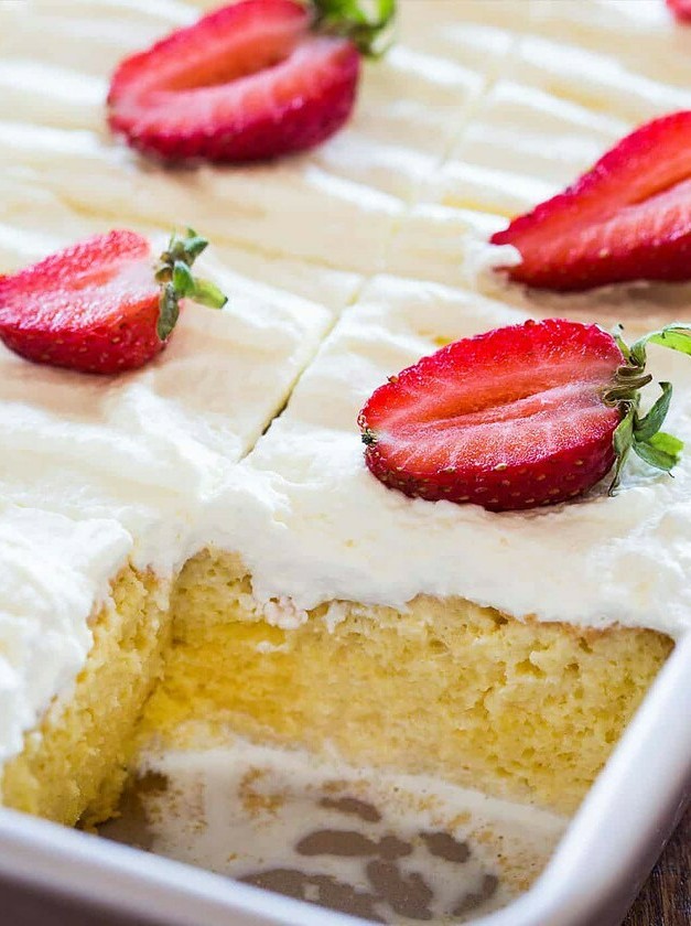 Latin-Inspired Sponge Cake Soaked in Milk