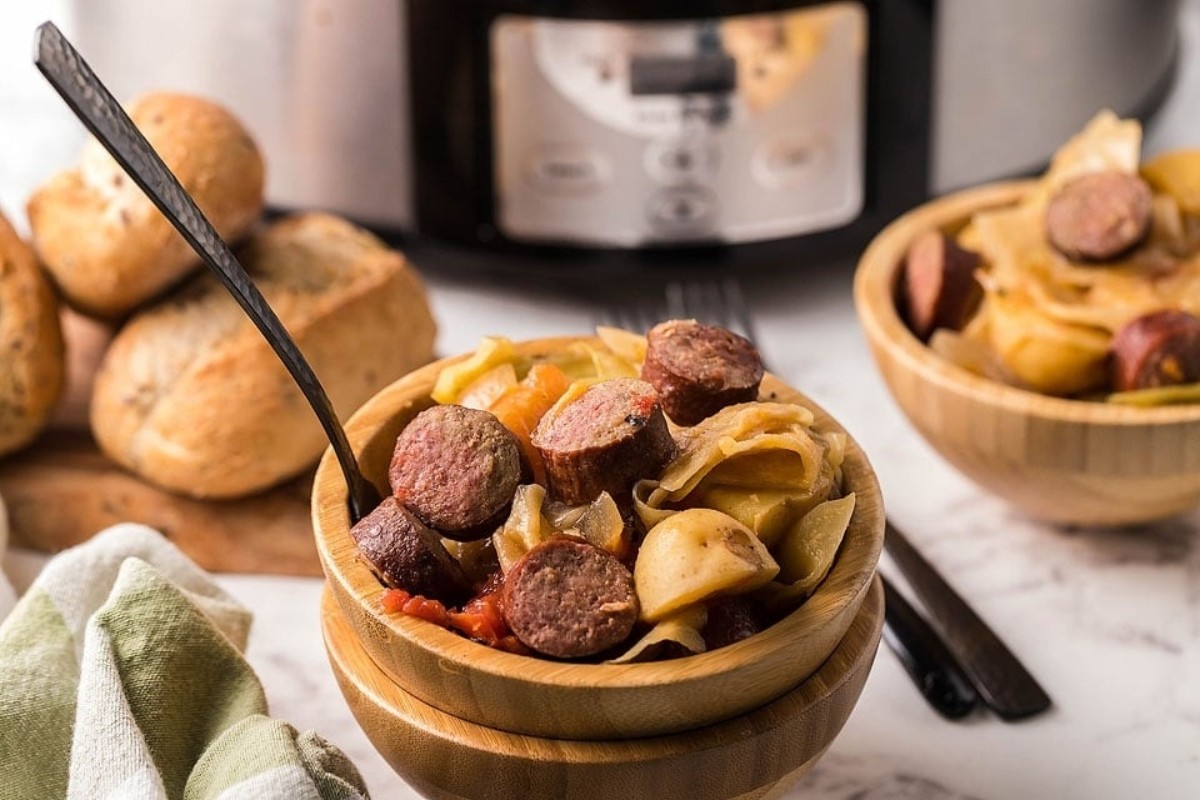 Sausage and Cabbage Stew in the Slow Cooker