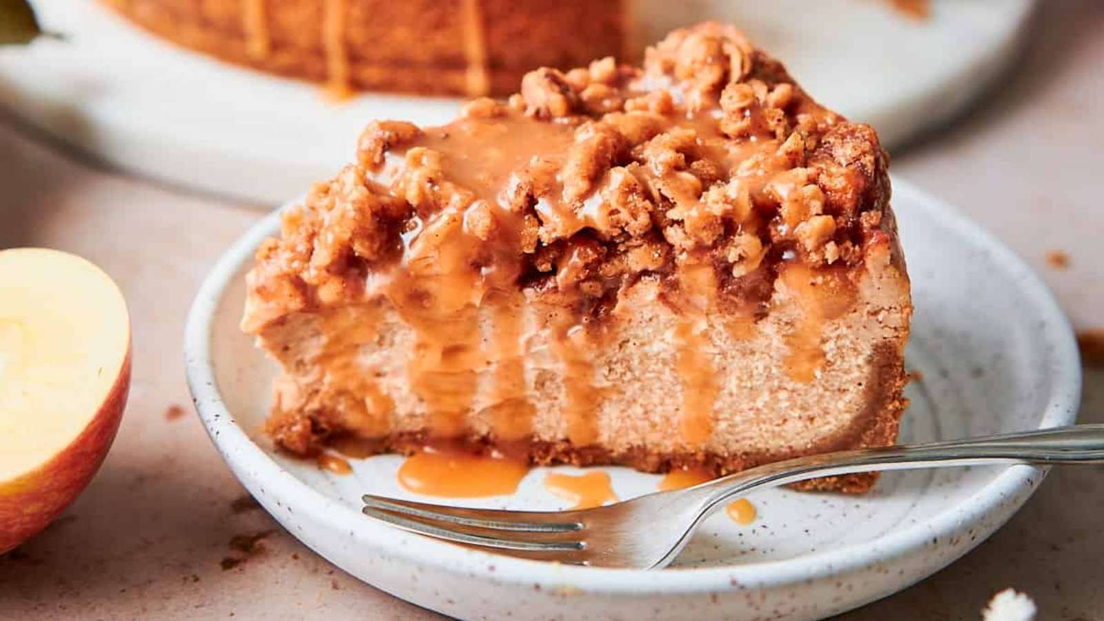 Autumn Apple Cheesecake Crumble