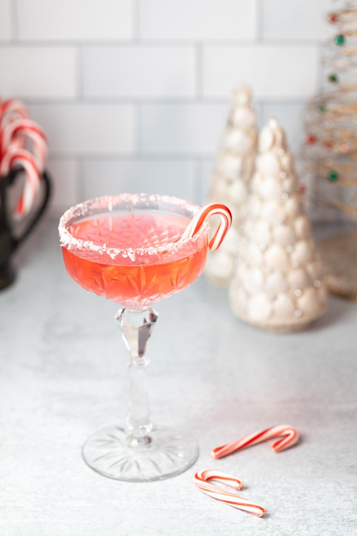 Cozy Gingerbread Vodka Martini Delight
