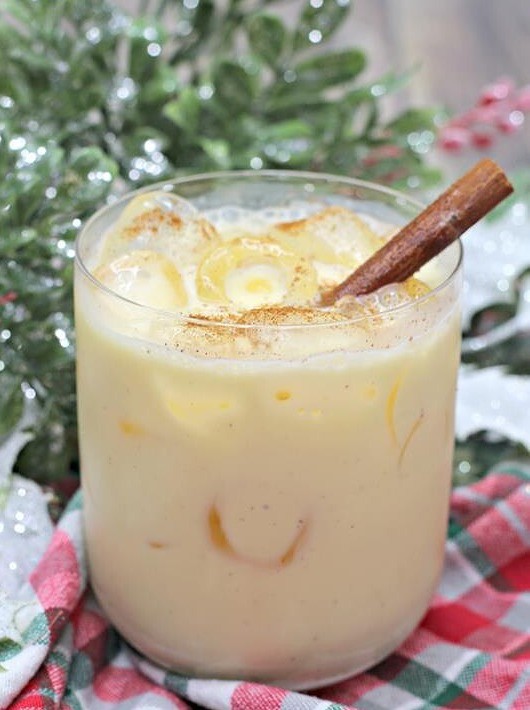 Hazelnut Amaretto Eggnog Delight