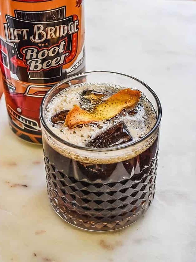 Rooty Rum Delight: A Twist on Classic Cocktails