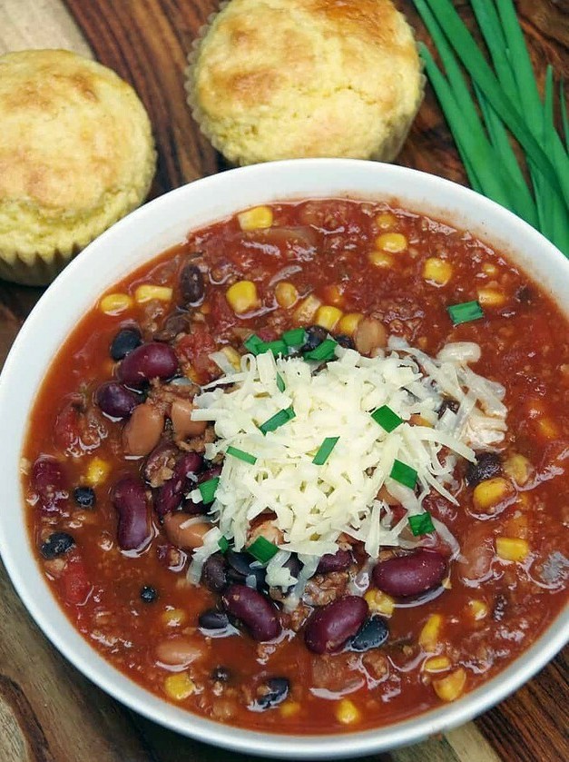 Easy Vegan Chili Recipe for Tailgates