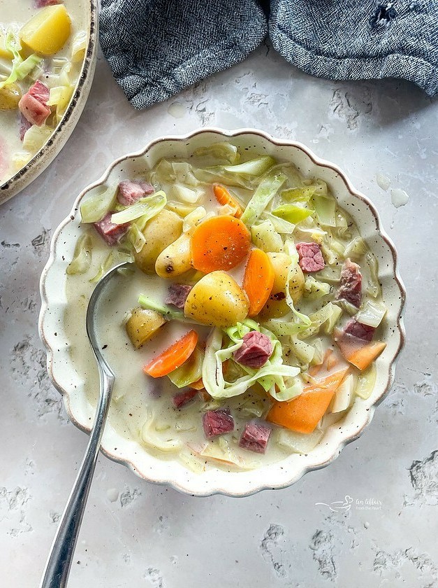 Irish-Style Creamy Beef and Cabbage Stew