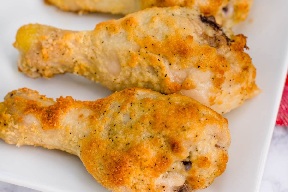 Baked Drumstick Delights with Simple Flair