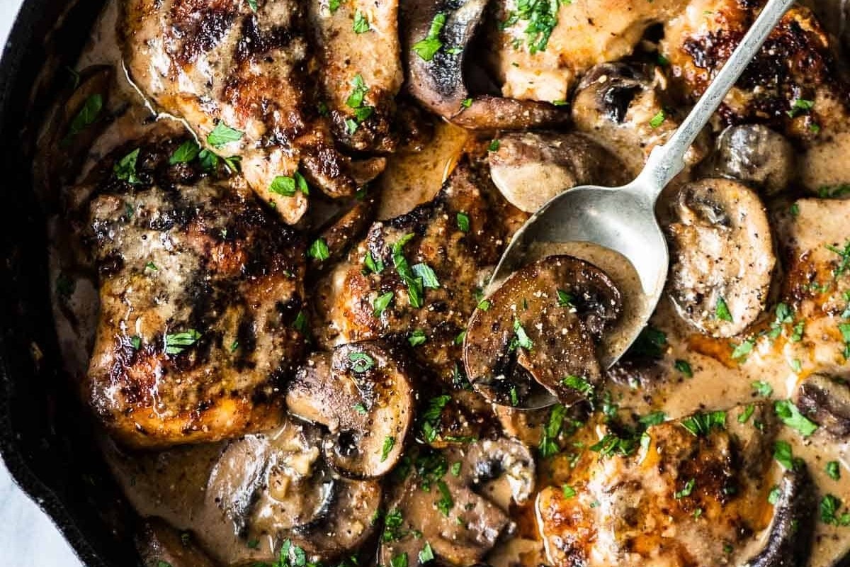 Quick Creamy Chicken & Mushrooms Delight