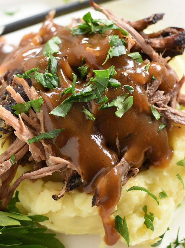 Fall-Apart Slow Cooker Roast Beef Delight